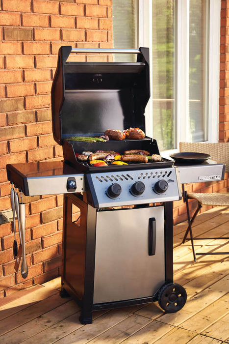 Napoleon Freestyle™ 365 Gas Grill