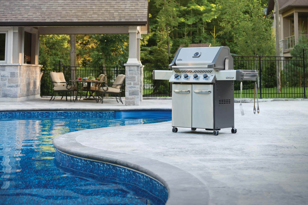 Napoleon Prestige® 500 Gas Grill
